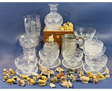 A mixed selection of antique and modern glass ware, including a celery vase, finger bowls, etc a quantity of Wade miniature a