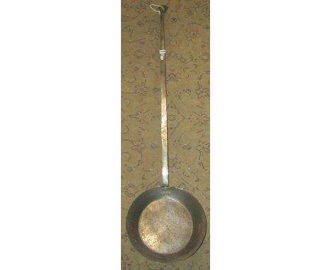 A large vintage steel long handled frying pan 140 cm 