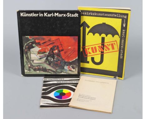4 Ausgabe Kunst in Karl-Marx-Stadt dabei *Katalog zur Bezirkskunstausstellung Karl-Marx-Stadt* 1. November1985 bis 15. Januar