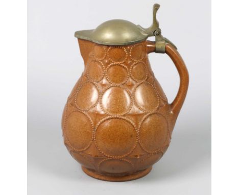 Jugendstil Schenkkanne Paul Wynand 1910 heller Scherben mit Manufaktur Prägestempel Reinhold Merkelbach Grenzhausen sowie Mod