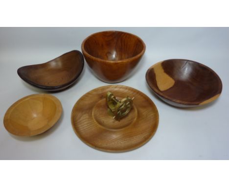 Circular Nut dish with Ship's Wheel design cracker and four turned wood bowls Condition Report Click here for further images,