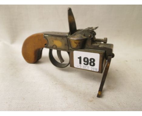 A Dunhill tinder pistol table lighter