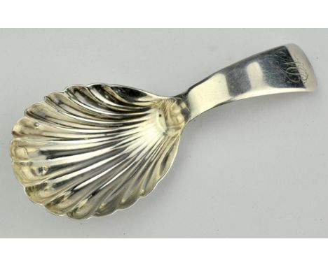Shell bowl Georgian silver caddy spoon by Lady Silversmith Elizabeth Morley, London 1806.