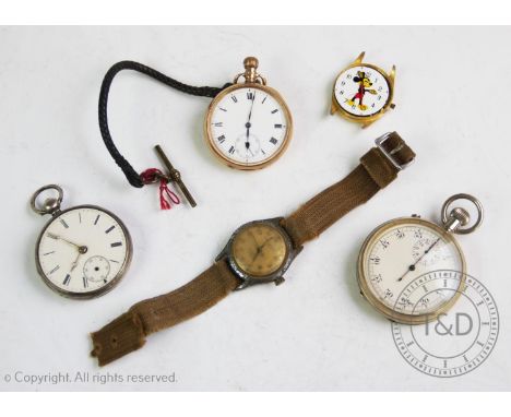 A 9ct yellow gold open face pocket watch, the white enamel dial with black roman numerals and subsidiary dial to six 'o' cloc