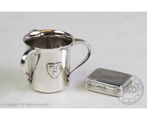 A George VI silver vinaigrette, Tye &amp; Kilner, Birmingham 1828, of rectangular form, with floral casting to the cover, eng