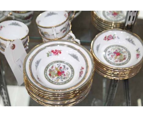 PARAGON PART TEA AND DINNER SERVICE