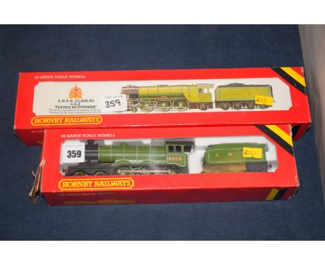 Hornby Railways 00-gauge scale model locomotive, model no. R866, LNER B12 locomotive and tender, in original box; together wi