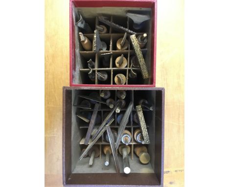 * Finishing tools - Pallets. A collection of decorative and line pallets etc., including six decorative pallets (one hatched-