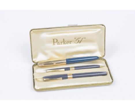 A vintage Scheaffer fountain pen and pencilTogether with a further gold nib fountain pen. 