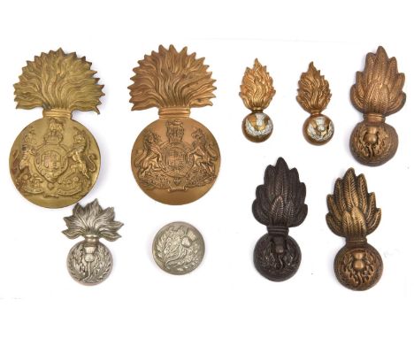 2 R Scots Fusiliers OR's brass glengarry badges, KC and ERII, pair OR's bi-metal collars, 3 officers bronze lapels, a Vol Bn 