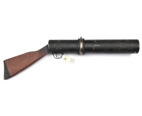 A WWII period battery operated signalling 'gun',  length 33" of blackened aluminium alloy construction, the body incorporatin
