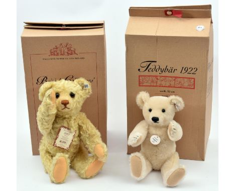 2 Steiff Limited Edition Teddy Bears. A 2001 issue Teddy Bear 1922 (406898) a replica of a 1922 bear, in white mohair, 35cm, 