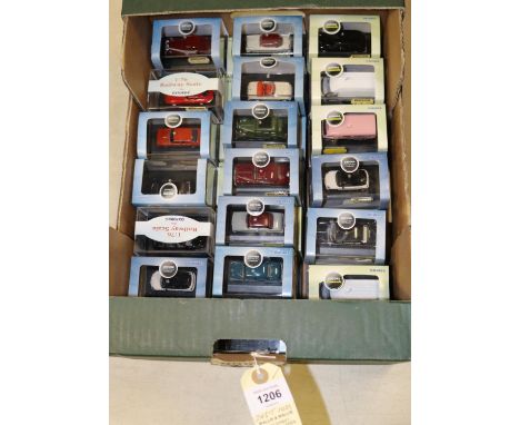 40 Oxford 1:76 scale vehicles. Cars and Vans including Morris Marina, London Taxi, Bentley Mulsanne, Mini, Jaguar E Type, MG 