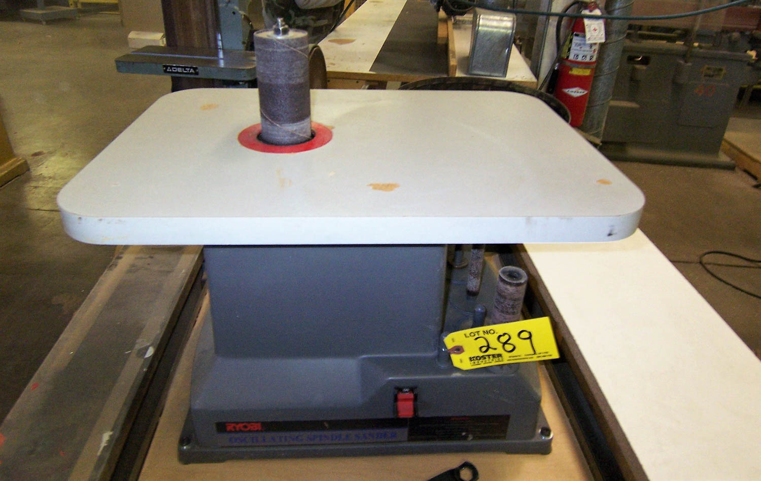 RYOBI OSCILLATING SPINDLE SANDER
