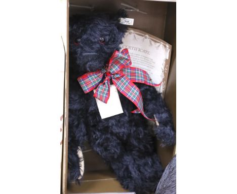 A Steiff 1912 Replica , black, 50cm, box and certificate