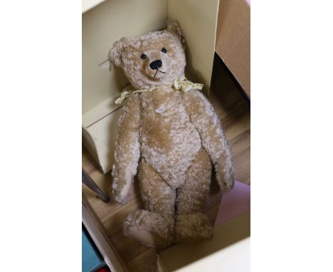 A Steiff Replica 1909 65cm blonde, box and certificate