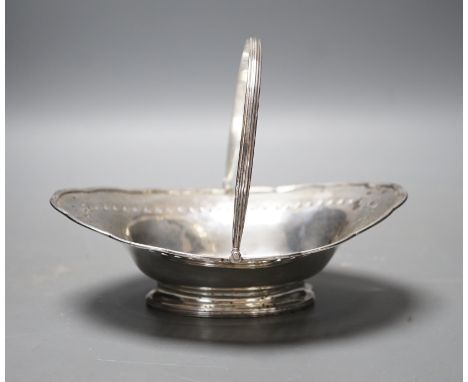 A George III pierced silver oval epergne basket?, makers' mark rubbed, London, 1788, 17cm, 4.9oz.