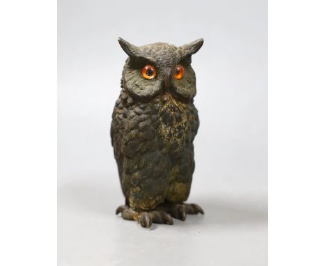 An early 20th century Austrian cold painted bronze of an owl. 9.5cm high