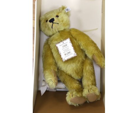 A Steiff 1994, 1908 blond replica, 40cm , box and certificate