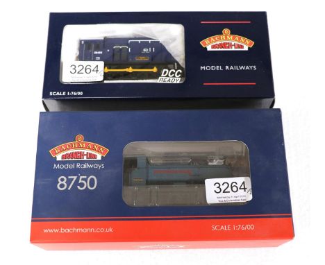 Bachmann OO Gauge Locomotives 32200K 8750 Pannier Tank 3650 Stephenson Clarke, weathered 8DCC and 32102K Class 08 Diesel shun