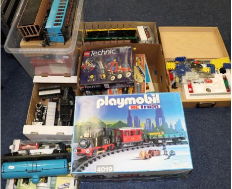 Playmobil RC Train Set (boxed) Lego 8443 Technic set, Bachmann N Gauge Union Pacific set and Prinz Microscope (all boxed), a 