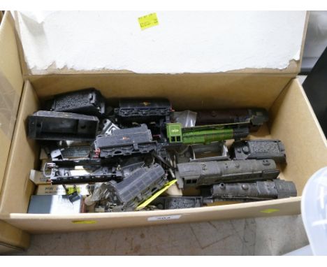 Vintage model locomotive train parts and accessories 