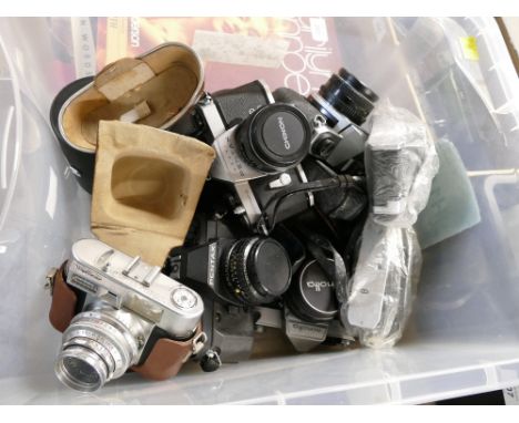 Vintage cameras and equipment - Pentax Spotmatic, Minolta SR7, Olympus OM10, Pentax K1000 etc