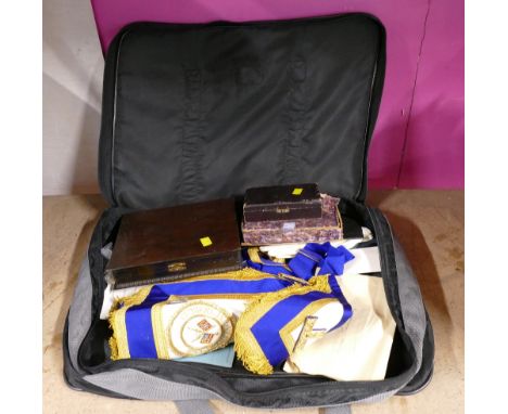 Soft bag with Masonic regalia, boxed cutlery sets and souvenir spoons