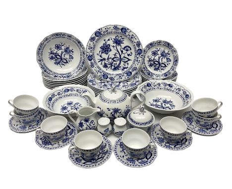 Kahla Zwiebelmuster tea and dinner service for eight , to include teapot, milk jug, covered sucrier, cups and saucers, dinner