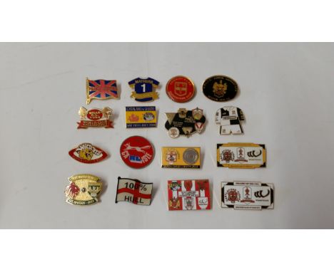 RUGBY LEAGUE, metal badges (mainly enamelled), inc. Castleford, Crusaders, Headingley Carneige, Leeds, Hindley, St Helens; Cu