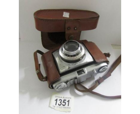A cased Kodak 'Retinette' camera.