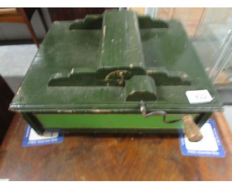 A 14 note organette roller organ.