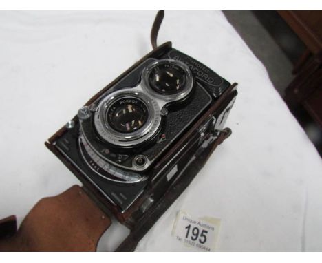 A Minolta autocom camera.