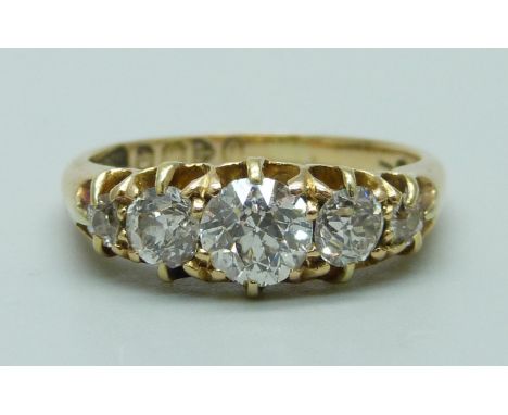 A late Victorian 18ct gold five stone diamond ring, approximately 1ct diamond weight, Chester 1899, 4.5g, N