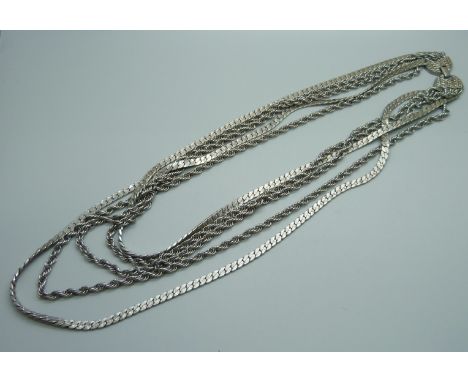 A vintage "Goldette" New York necklace