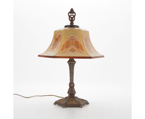 Lightolier, United States. Art Deco lamp with floral and foliate motifs throughout. With a hexagonal Art Deco painted glass l
