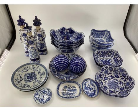 Decorative Modern Blue and White China: 3 figures of Oriental men (damage to one chin), and a quantity of bowls, dishes, plat