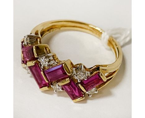 18CT RUBY &amp; DIAMOND RING SIZE J - 3.6 GRAMS APPROX