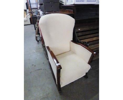 MODERN AMERICAN STYLE ROCKING CHAIR, HAVING CURVED PAD BUTTON BACK OVER PAD SEAT 