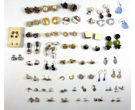 Opal, jade and tiger’s eye stud earrings, silver and gold mounts, and a quantity of paired earrings 