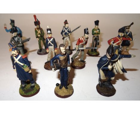 Miscellaneous Model and Toy Soldiers thirteen Franklyn Mint Regiments of Waterloo series (VG), two 4.7in guns (damaged), twen