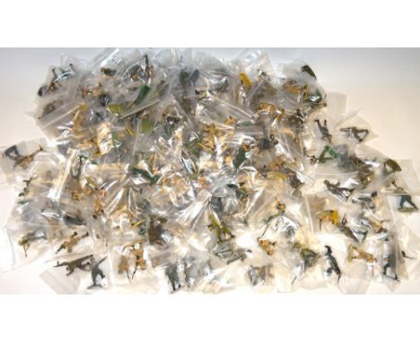 Airfix 1/32 scale WWII Allied Infantry British and US Paratroops, British Commandos, Australians, Marines etc. painted LOW GR