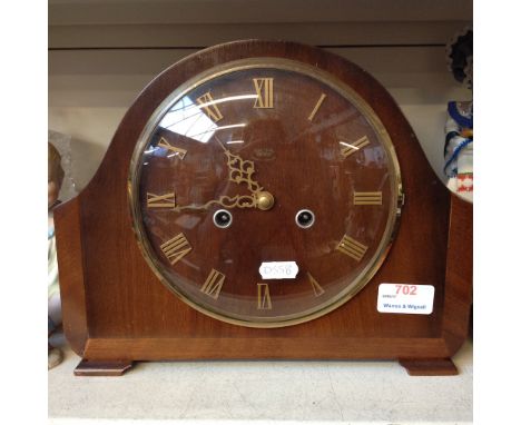 CHIMING DOMED MANTEL CLOCK    J4