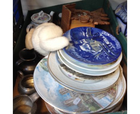 BOX OF PLATES, CUCKOO CLOCK, PETWER MUGS ETC.    E1