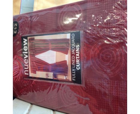 PACKET OF FULLY LINED RED JACQUARD CURTAINS