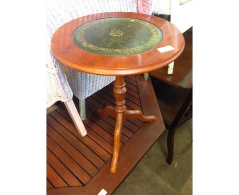 2 TRIPOD TABLES