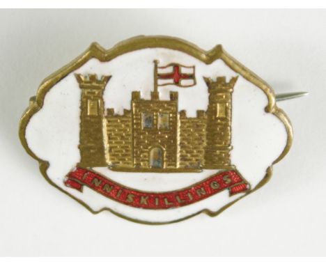 Inniskillings, white faced enamel &amp; brass sweetheart badge