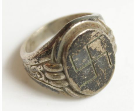 German WW2 Mans possibly silver finger ring, central swastika motif, GVF