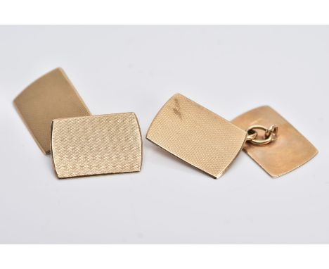 A PAIR OF 9CT GOLD CUFFLINKS, each of a rounded rectangular shape, engine turn design, hallmarked 9ct gold Birmingham, approx