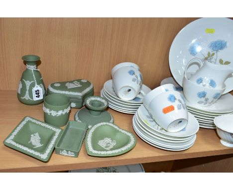 A GROUP OF WEDGWOOD, to include seven green jasperware trinkets (small bird vase, height 12cm, covered heart shaped trinket b